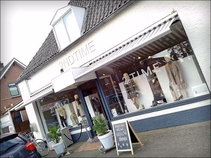 2ndTime Shiny Sparkly Boutique