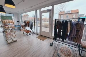 Amazinglooks Total Beauty and More