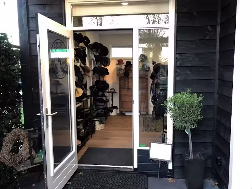 Atelier Les Chapeaux