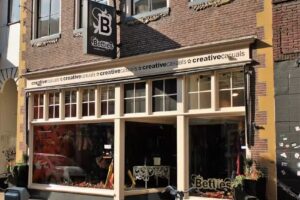 Betties Creative Casuals