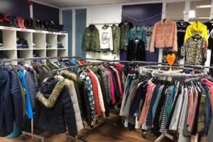 Bij2dehandje 2e hands (MERK)KLEDING