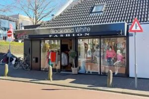 Black and White Fashion