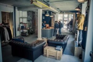 Black & Blue &ndash; Shop