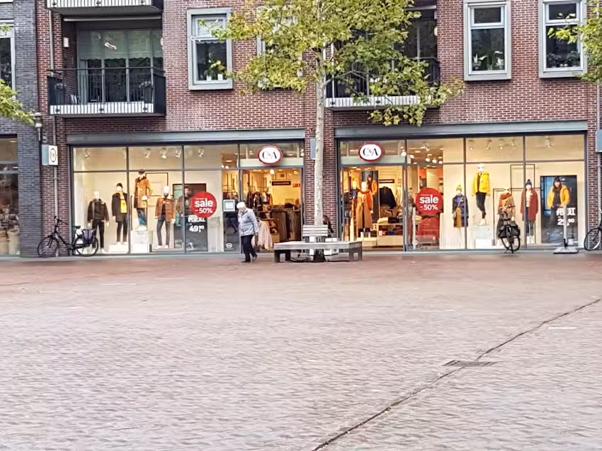 C&A