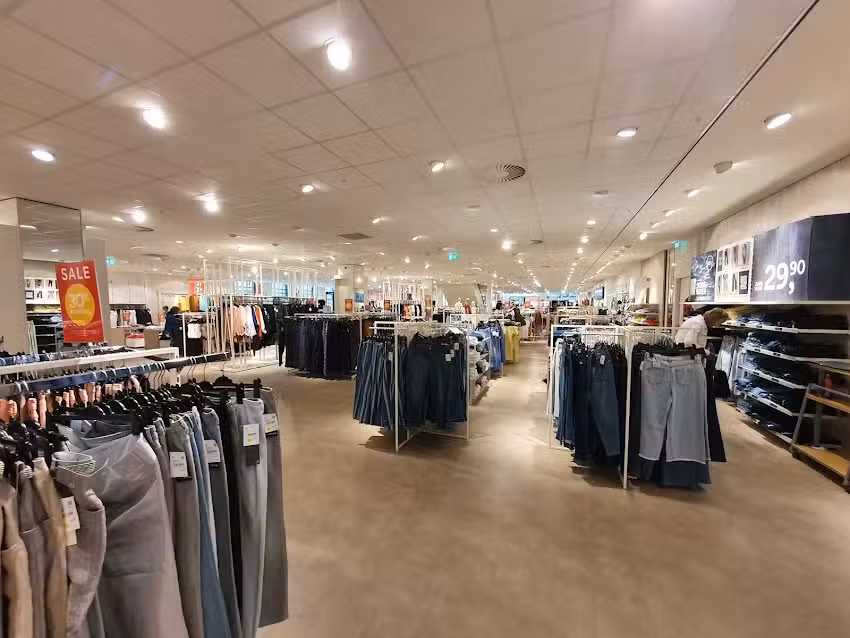 C&A Almere