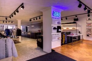 Calico Club / terrace