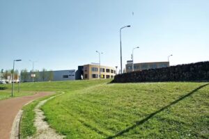 Chain Fashion Industries