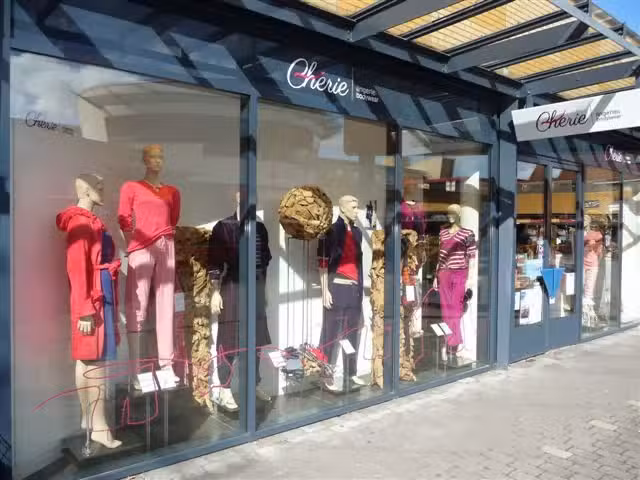 Ch&eacute;rie lingerie&bodywear