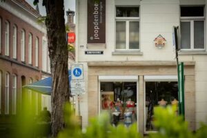 den Boer Linnen en Lingerie