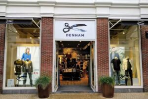 DENHAM Outlet Batavia