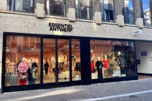 Essentiel Antwerp – Den Haag