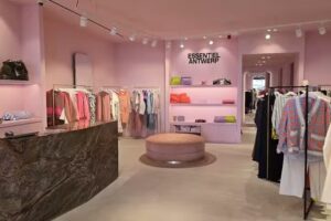 Essentiel Antwerp &ndash; Outlet store