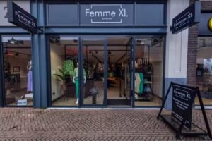 Femme XL by claudia