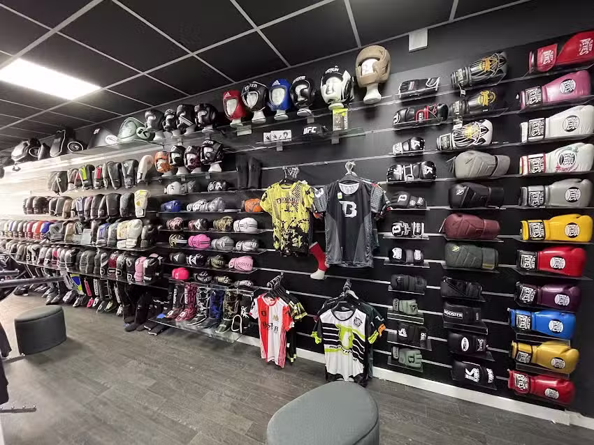 FIGHT.NL FIGHTSTORE | DE VECHTSPORTWINKEL IN ROTTERDAM