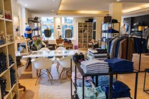 Frans Luxury Casuals