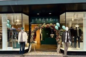 Fr&egrave;re De Janou