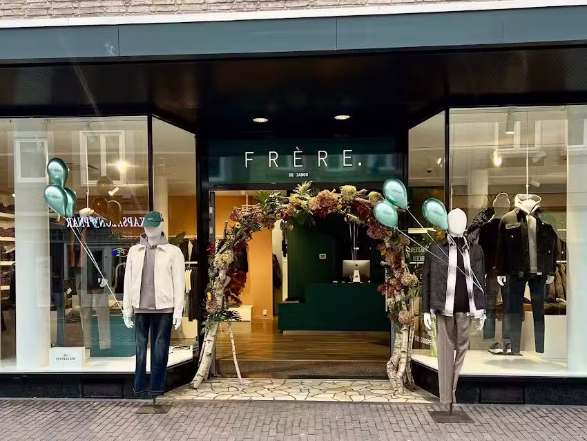 Fr&egrave;re De Janou