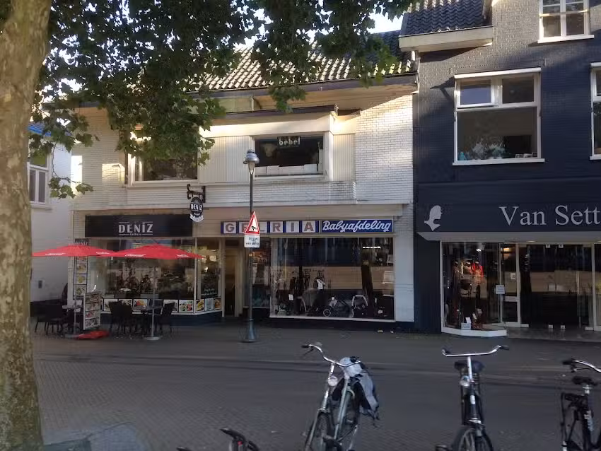 Gelria Babyspeciaalzaak V.O.F.