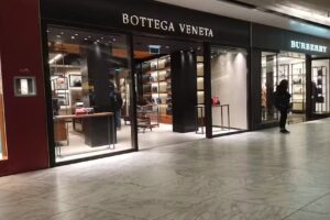 Gucci – Amsterdam Schiphol airport