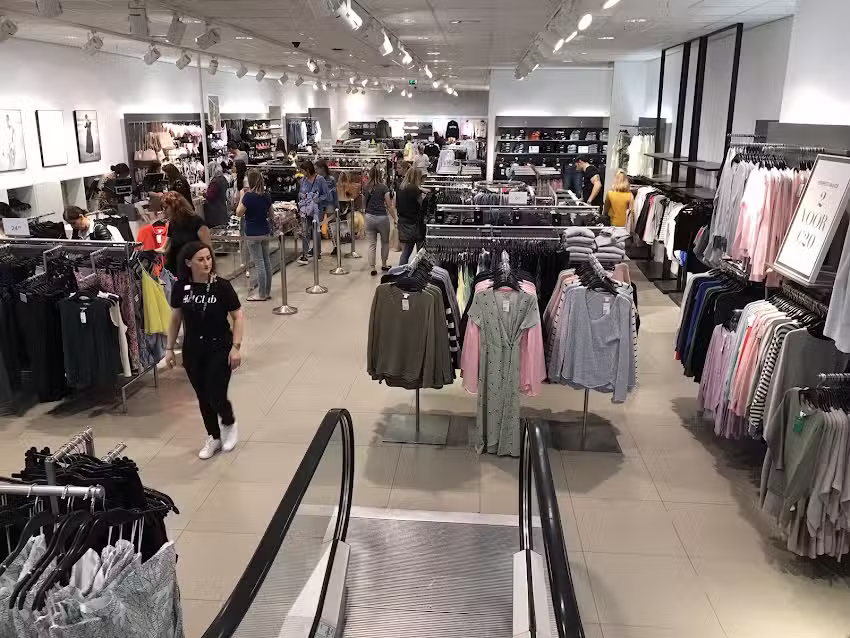 H&M