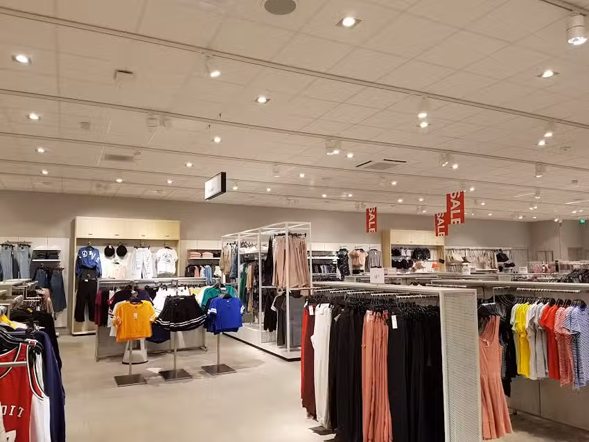 H&M