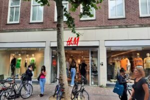 H&M