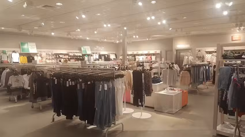H&M