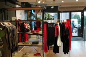 inuz attitude for women Joure