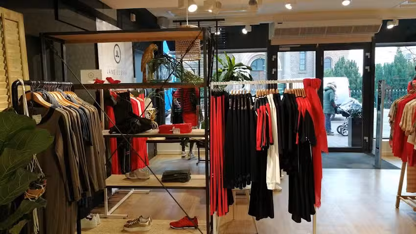 inuz attitude for women Joure