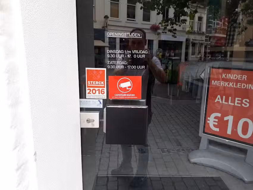 iXi Kids & Teens Outlet