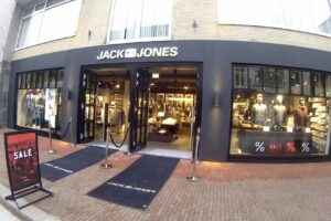 JACK & JONES