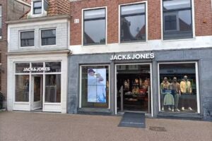 JACK & JONES