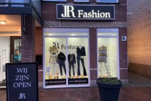 JR Fashion