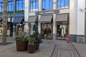 Karl Lagerfeld Batavia Stand