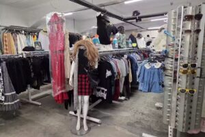 Kringloopwinkel Carr&eacute;