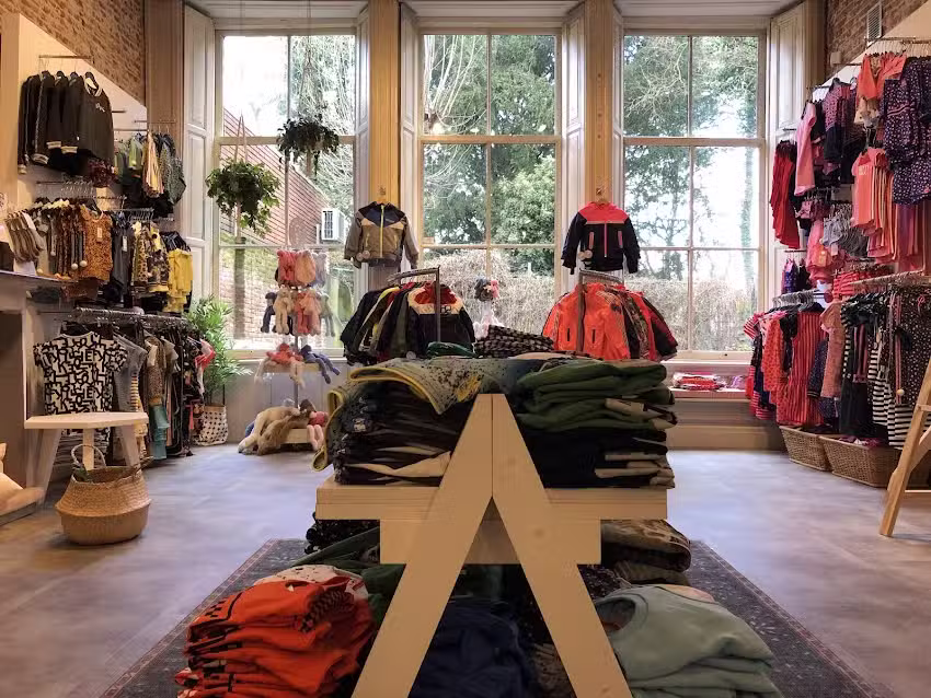 Kroost Mini- en Jeugdmode