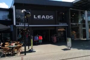 Leads & Lady Leads