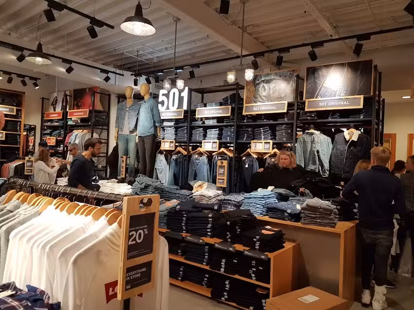 Levi&rsquo;s&reg; Outlet Roermond Stadsweide