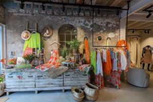 Lil’s Fashion and Home