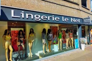 Lingerie le Net Uden