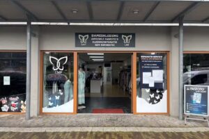 LMF Nijmegen |Modest Fashion | Pasfoto maken |Kleding her-en verstel👗