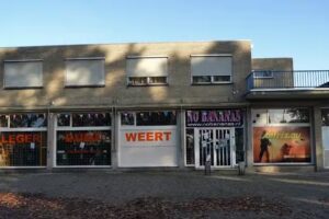 Lowlands-Dump Trading