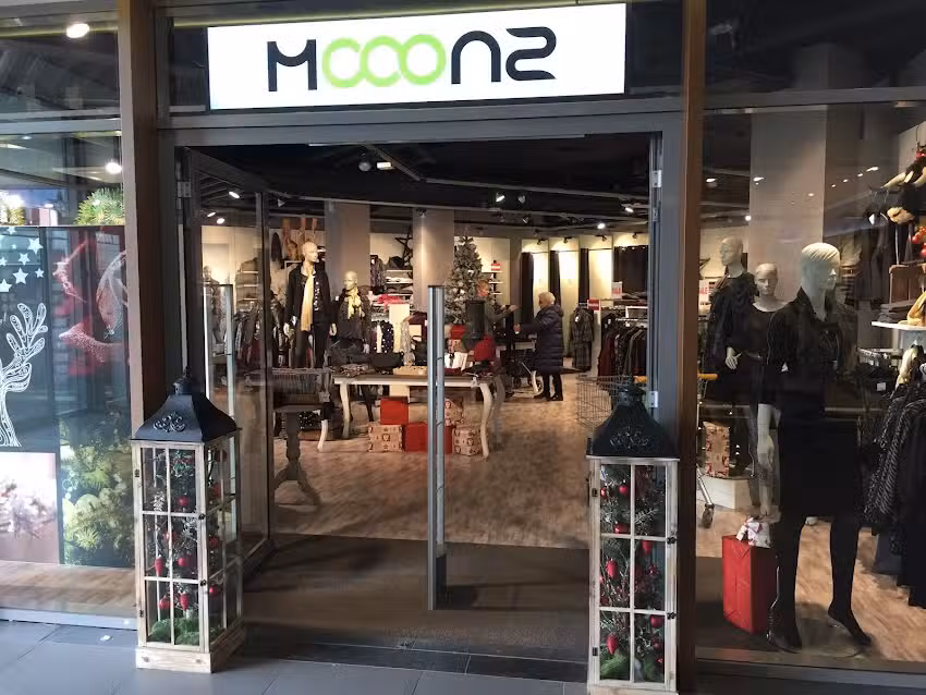 Mooonz womenswear
