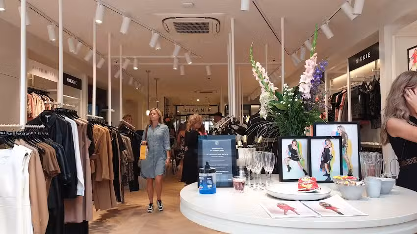 N BRANDS Store Eindhoven