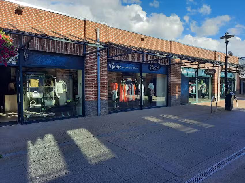 Na-Na Fashion & More👗