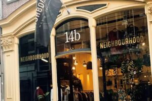 Neighbourhood -quality goods-