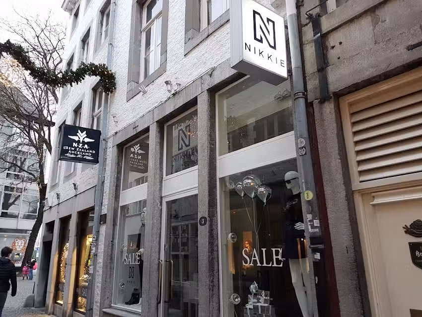 NIKKIE Brand Store