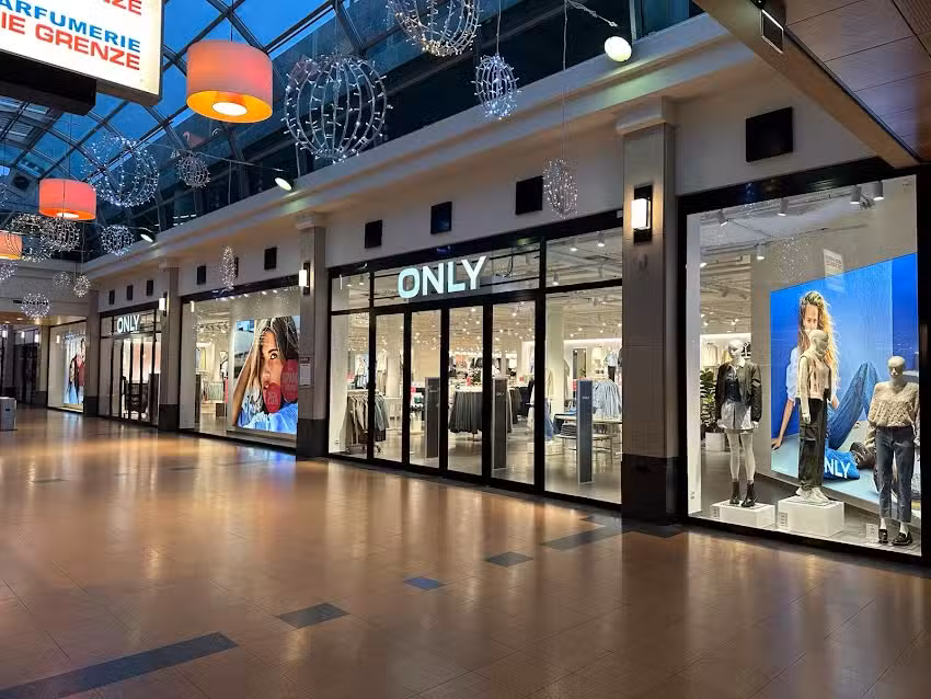 ONLY Veenendaal &ndash; Corridor