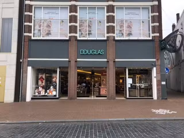 Parfumerie Douglas