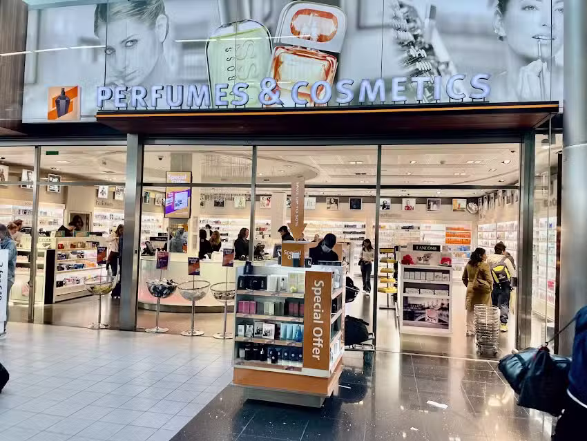 Perfumes & Cosmetics